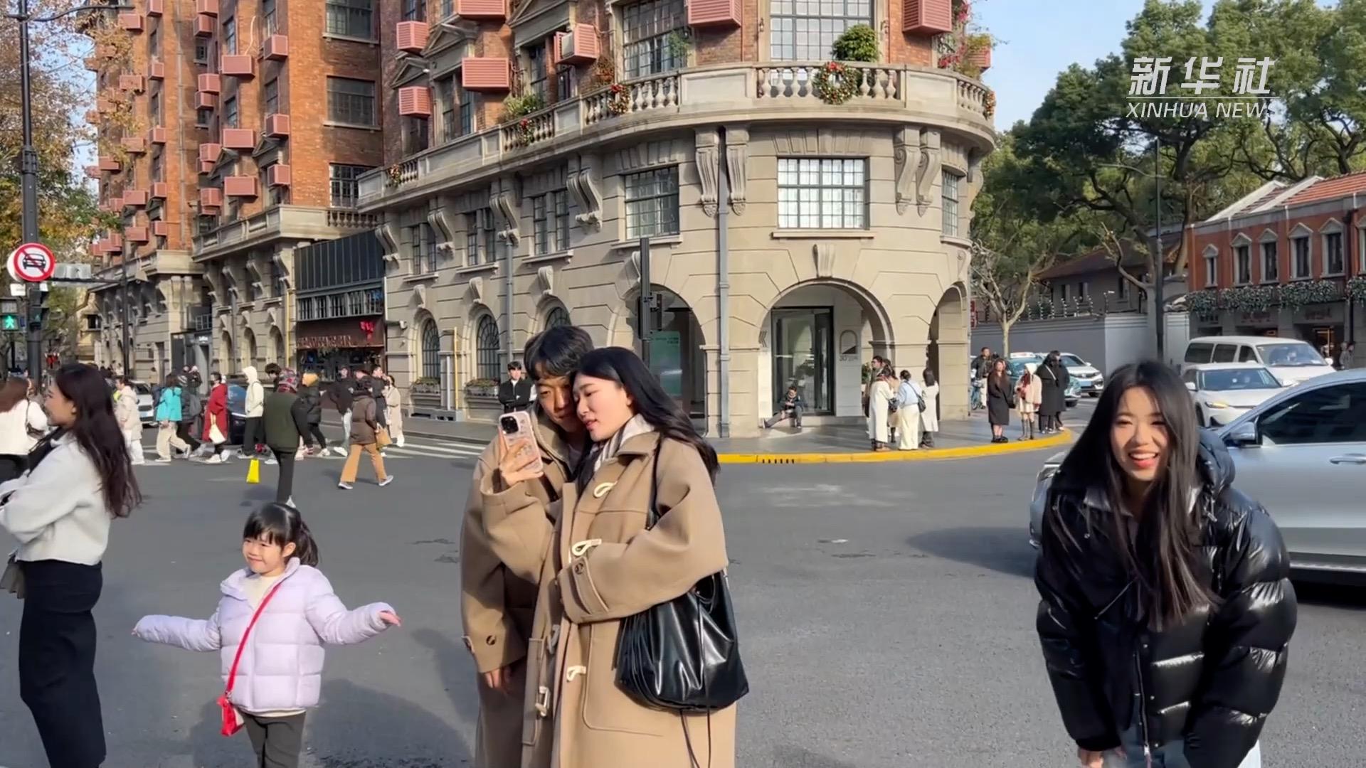 过境免签政策助力，“中国游”热度狂飙，中国过境免签扩容，入境游人数猛增