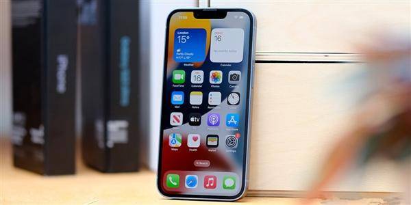 iPhone SE 4：以iPhone 14为蓝本的新机，你会买吗？，iPhone SE 4新消息：类似iPhone 14，售价499美元起