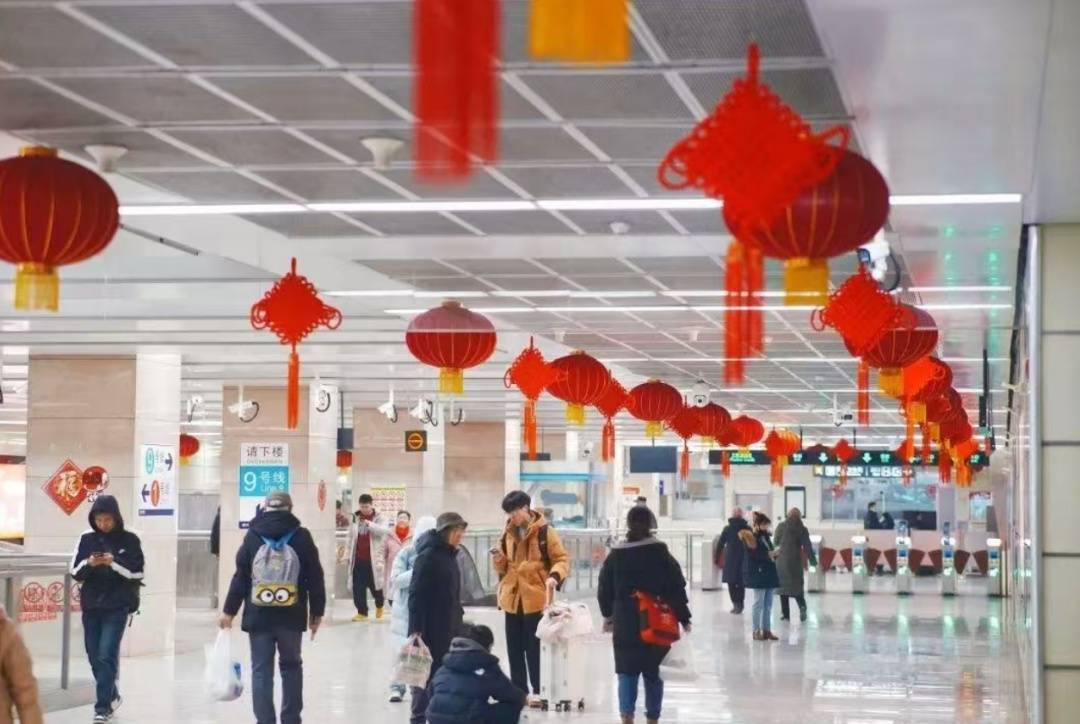 乘沈阳地铁，尽享新春浓郁年味与东北风情，沈阳地铁新春限定版皮肤：浓浓年味与东北文化