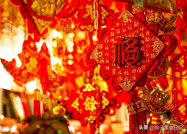 大年初一果盘必备：三种寓意美好的年货，果盘里的蛇年好运密码