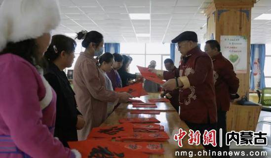 阿拉善高新区：多彩迎春活动，共迎新春佳节，内蒙古阿拉善高新区迎春活动：民俗文化的欢乐盛宴