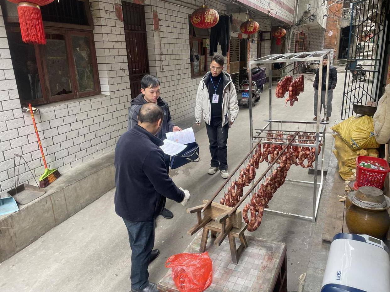凯里西门街道多举措保春节消防安全，聚焦腊肉熏制，春节将至，凯里西门街道规范腊肉熏制，强化消防安全