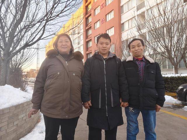 百良公司：员工春节坚守岗位，守护万家灯火，春节，百良公司员工的特殊“团圆”