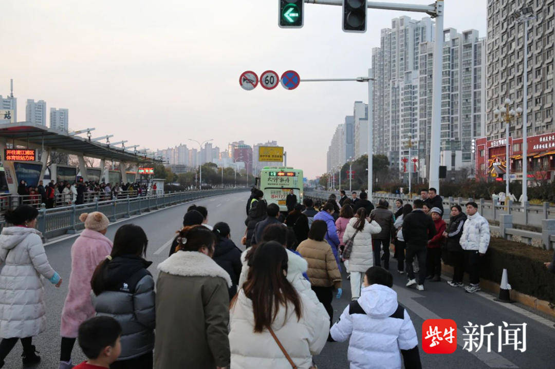 淮安河下古镇春节盛景：公交免费，客流“井喷”