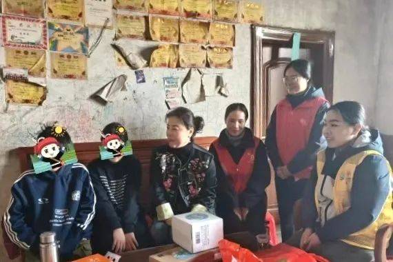 2024年清远关爱儿童活动：温暖三排镇留守困境儿童 “牵手‘清保’,益童圆梦”：走进连南儿童的内心世界