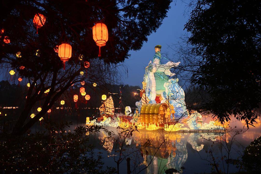 2025武侯祠大庙会：传统与现代交织的新春盛会 2025武侯祠成都大庙会：三国文化与现代元素的交融