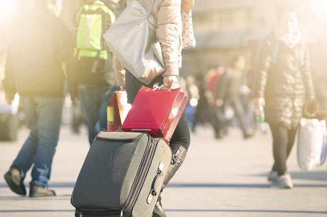 2025年春节：部分打工人的提前放假之旅，除夕前不少人已提前放假，你羡慕了吗？