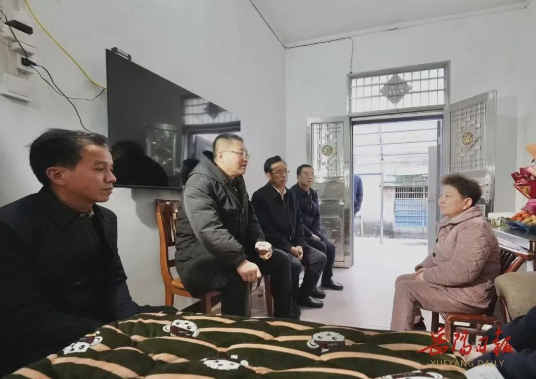 铭记英雄：市委书记春节慰问背后的意义