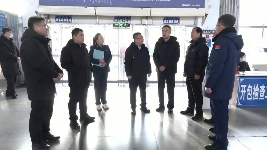 全盟各地党政领导为春节消防安全保驾护航，党政领导齐出动，全盟节前消防安全大检查