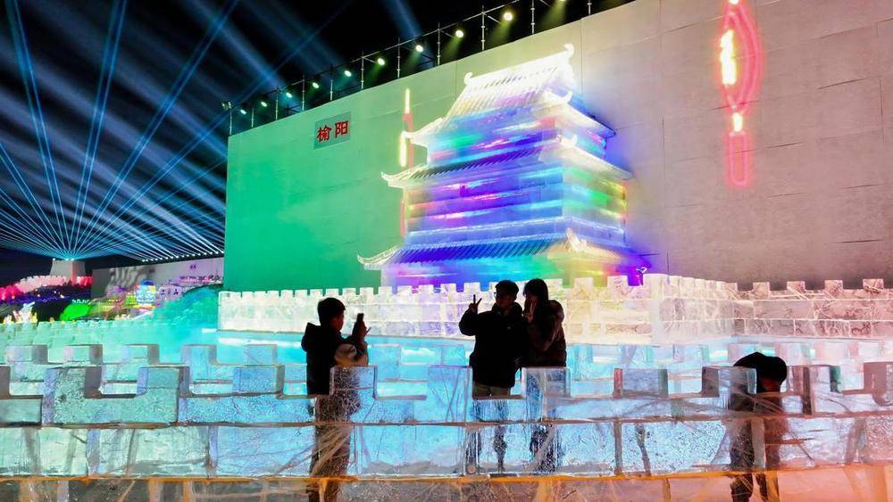 榆林2025：春节活动中的绿色与冰雪之美，2025榆林过年：从治沙到冰雪的特色之旅