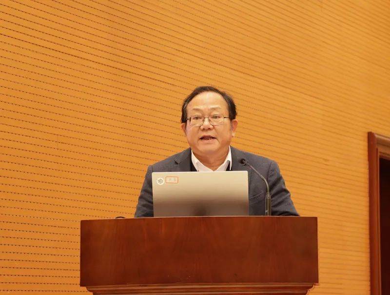 玉林高中教育质量提升会：全面解读会议亮点，玉林市普通高中教育质量提升会：众多人员参与的教育盛会