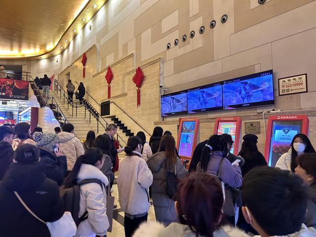 春节档上海电影市场：热闹背后的票房秘密