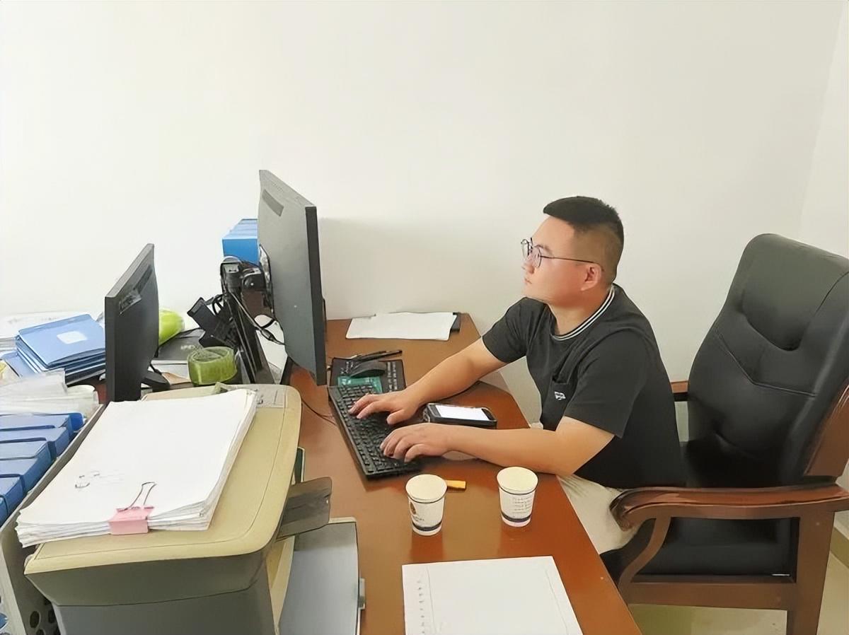 铭记英雄：市委书记春节慰问背后的意义