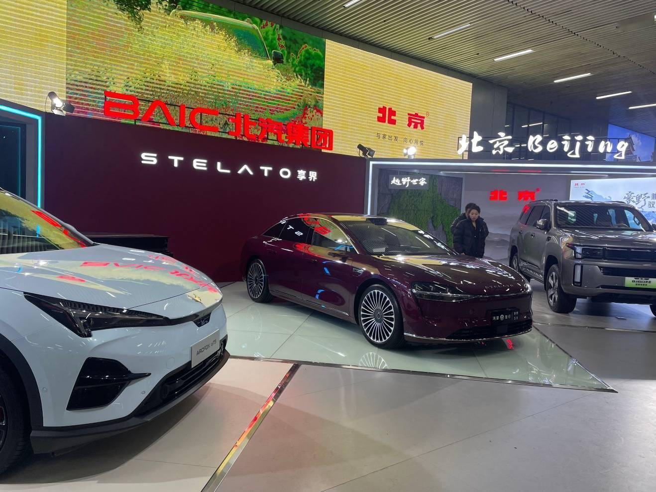 小米汽车开启春节服务新模式，众多品牌纷纷效仿 小米汽车“春节不打烊”引领汽车品牌服务新趋势