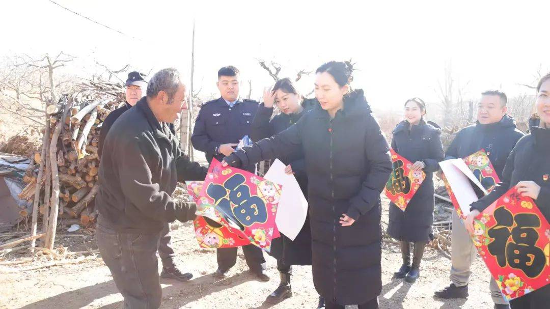 辽沈战役纪念馆社教活动：为村民送祝福保平安 南山村的特别活动：廉政文化与安全知识的传递