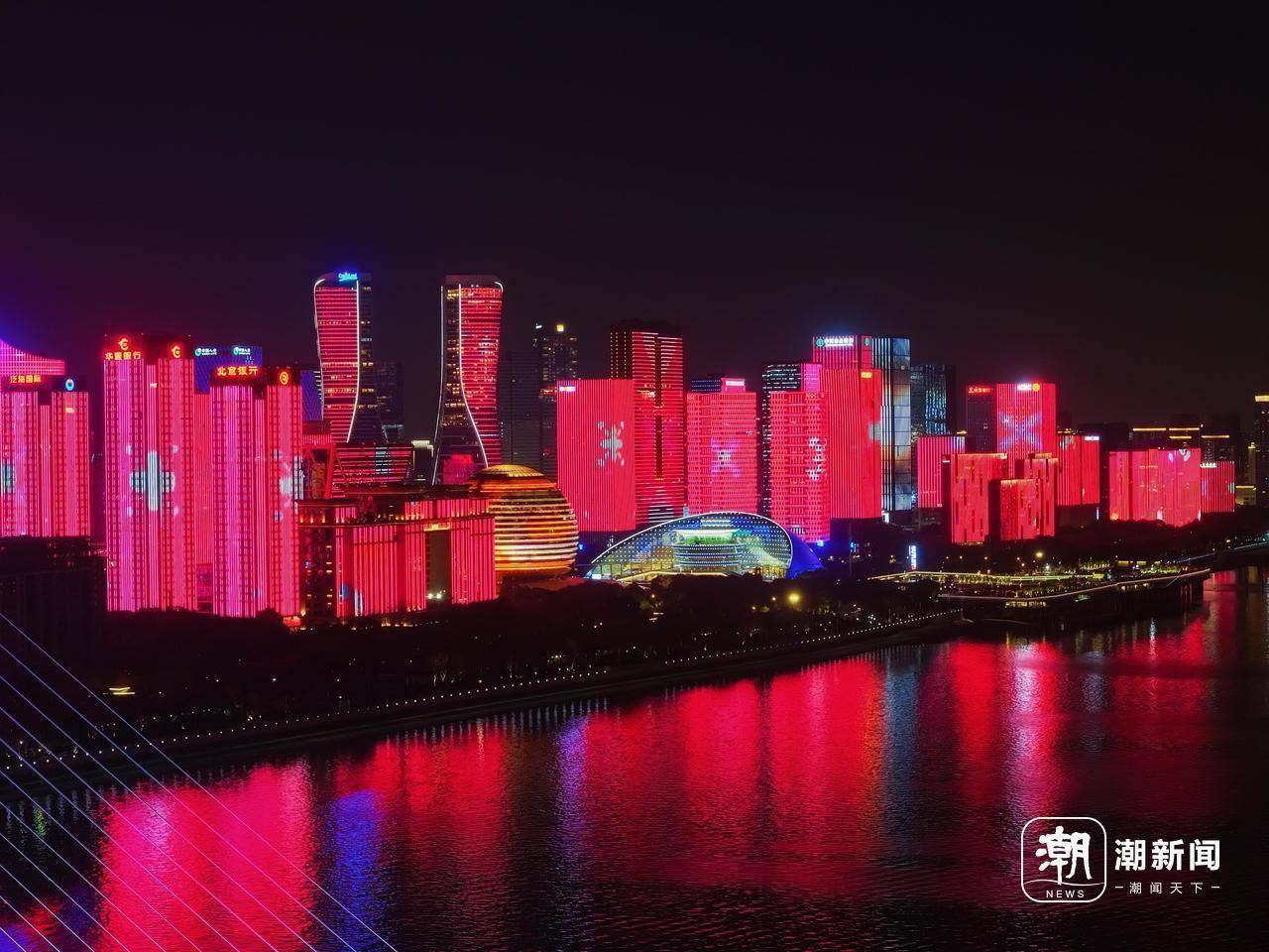 新春灯光秀在杭城：灵蛇献瑞，悦见杭城之美