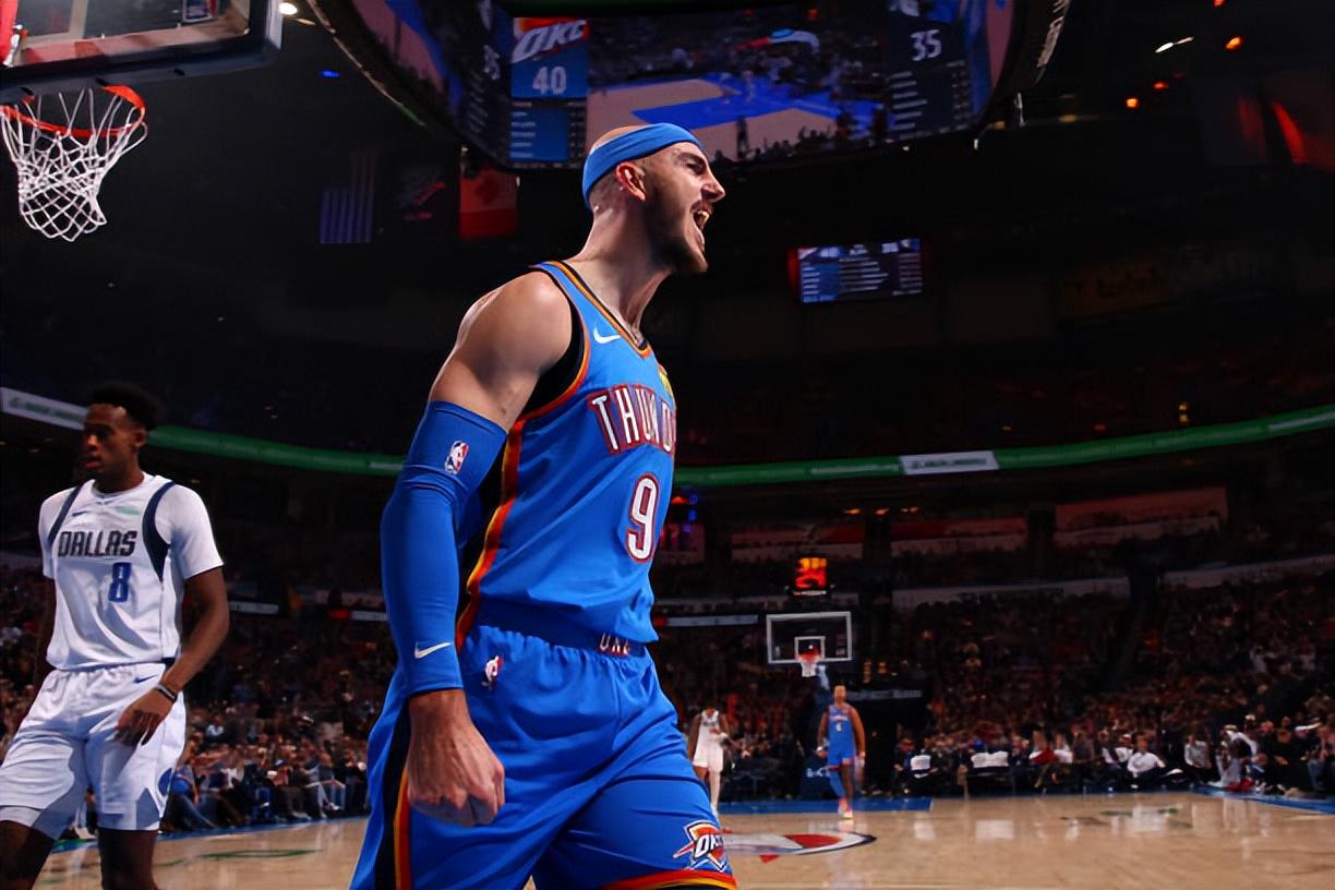 NBA常规赛：雷霆登顶西部，卡鲁索防守亮眼，雷霆胜开拓者：卡鲁索数据背后的价值
