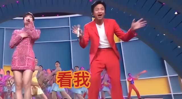 邓超缺席春晚相关节目，总导演作出解释 春晚总导演回应“邓超被踢”言论