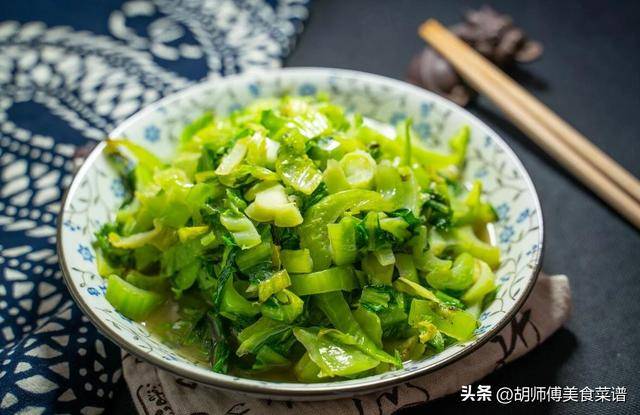 荠菜和芥菜：高钙蔬菜的烹饪秘籍