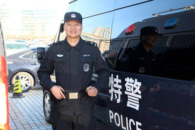 新乡特警王夏雷：守护平安的忠诚卫士