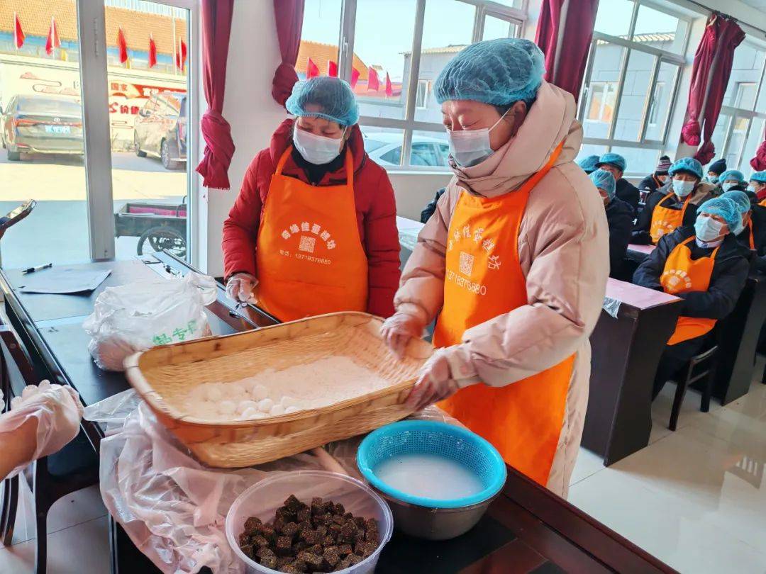 东洼村和大坎村：元宵文艺演出与扭秧歌走会的欢乐海洋，东洼村、大坎村元宵活动：传统文化魅力的生动展现