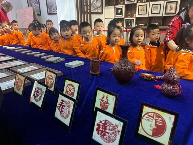 敦化非遗展：龙抬头的文化盛宴，敦化：二月二非遗展，领略历史文化底蕴