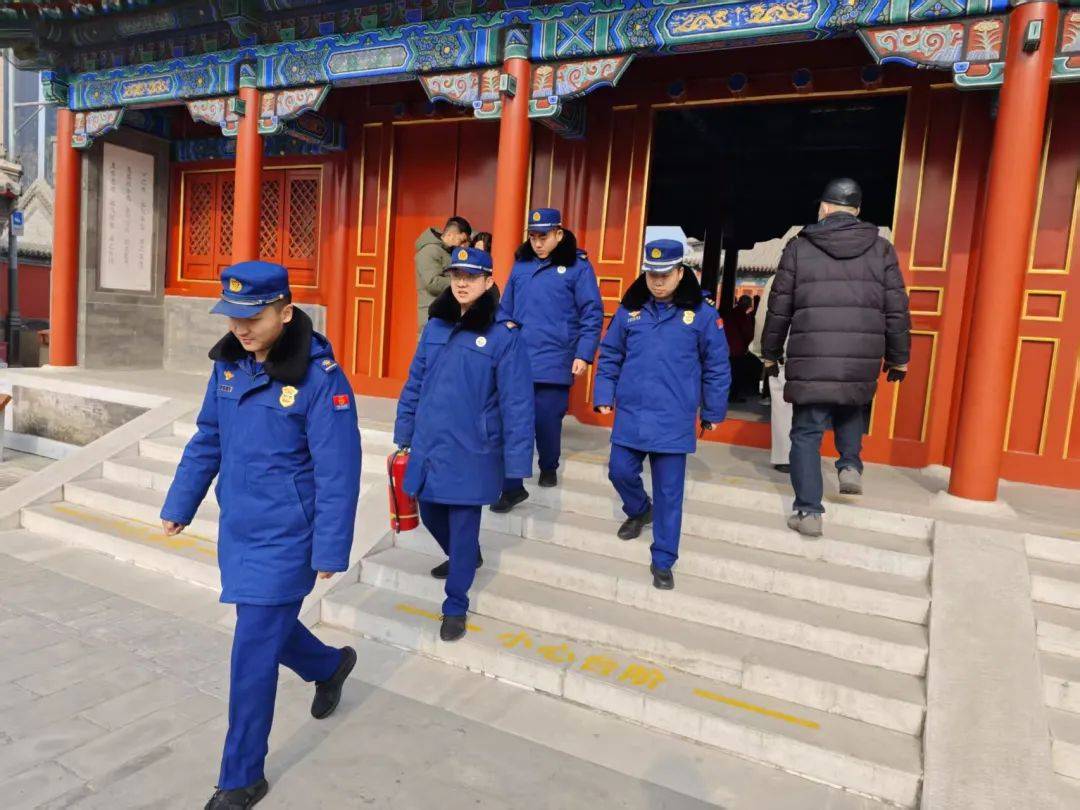 通州热门景区背后的“火焰蓝”守护者，通州区景区的平安卫士：“火焰蓝”