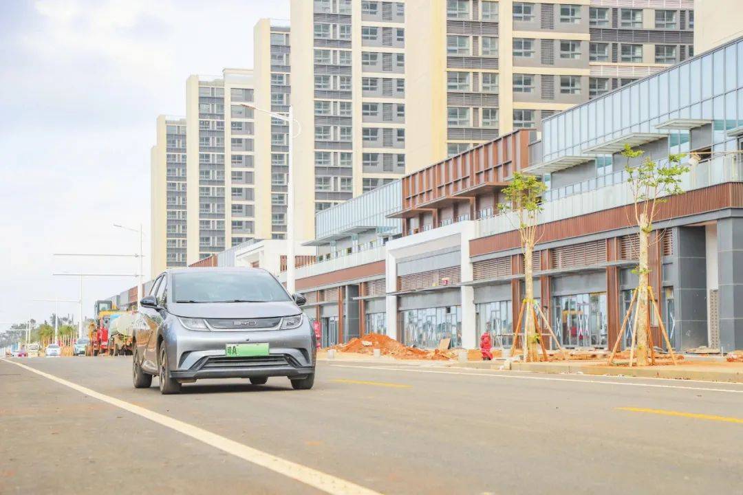海口江东新区：新通车道路为群众出行带来新体验