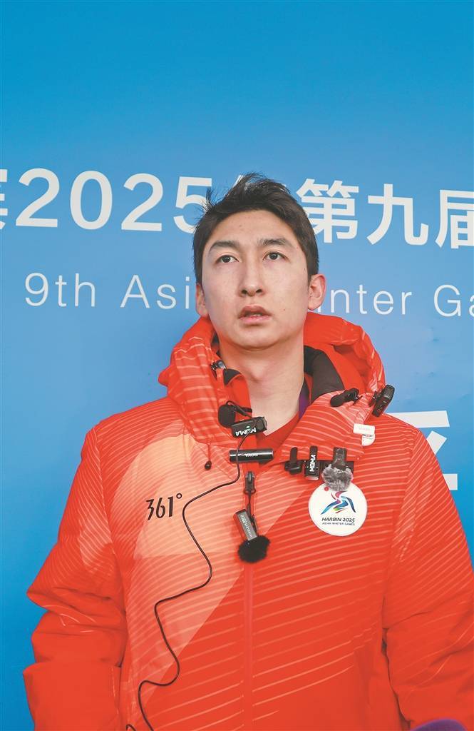 武大靖回乡：从冬奥冠军到亚冬会火炬手 武大靖：身份转变，初心不变的冰雪逐梦者