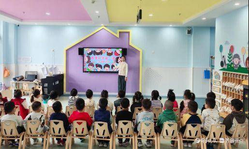 古楼街道中心幼儿园开学：特色仪式与精彩第一课，古楼中心幼儿园开学，仪式独特课程精彩