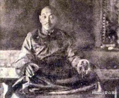 从五世达赖到仓央嘉措：藏传佛教的秘史，桑结嘉措：权术背后的真相与悲剧