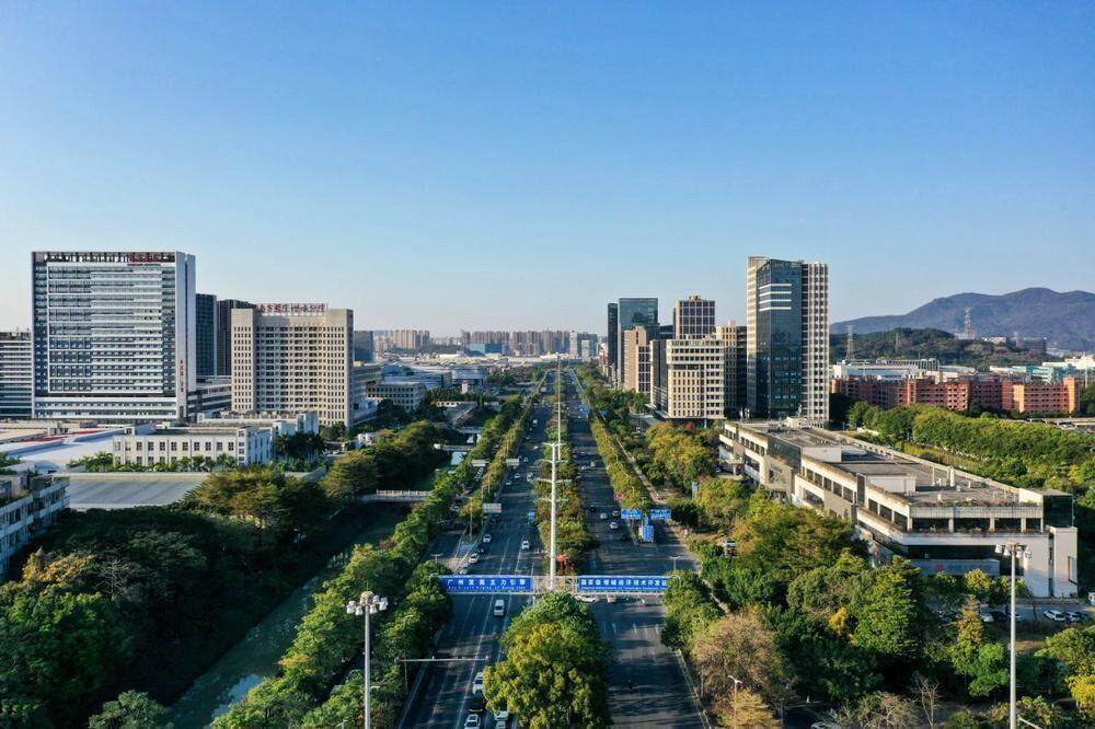 增城开发区排名进步显著，多产业协同发展，增城开发区：排名跃升背后的开放与布局