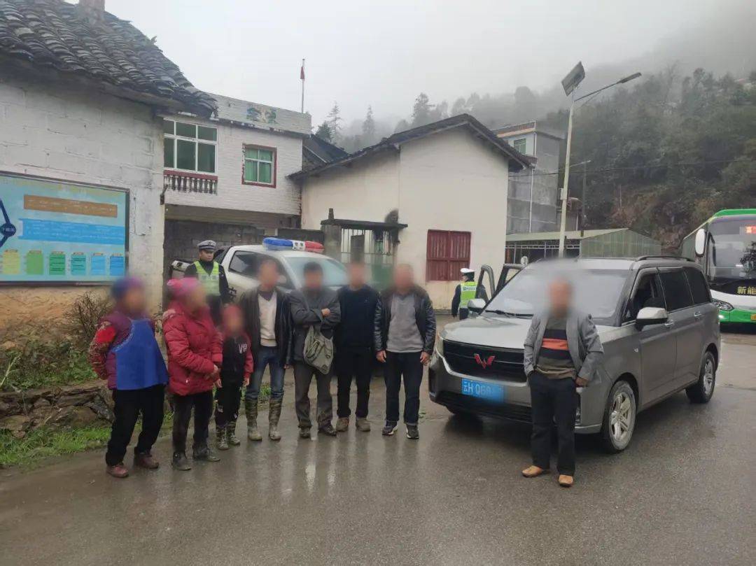 富宁县：面包车、小型汽车超员整治行动成果