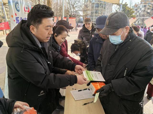 “春风送岗”在合肥路街道：满足求职者多样需求