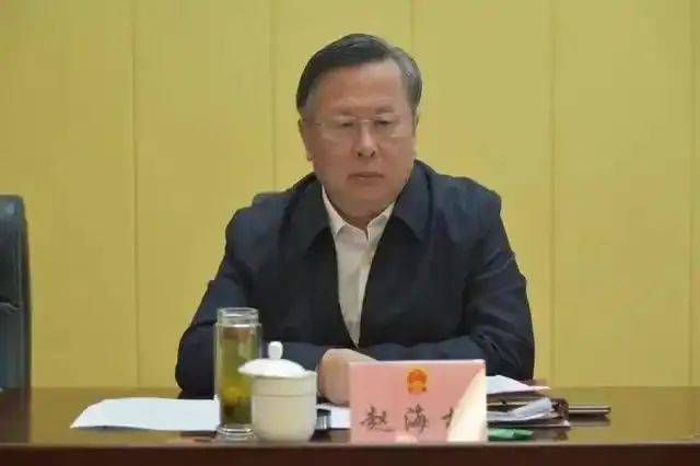日照东港区：闫伟任代理区长，菏泽东明县：赵海林任县委书记，黄涛任代理县长