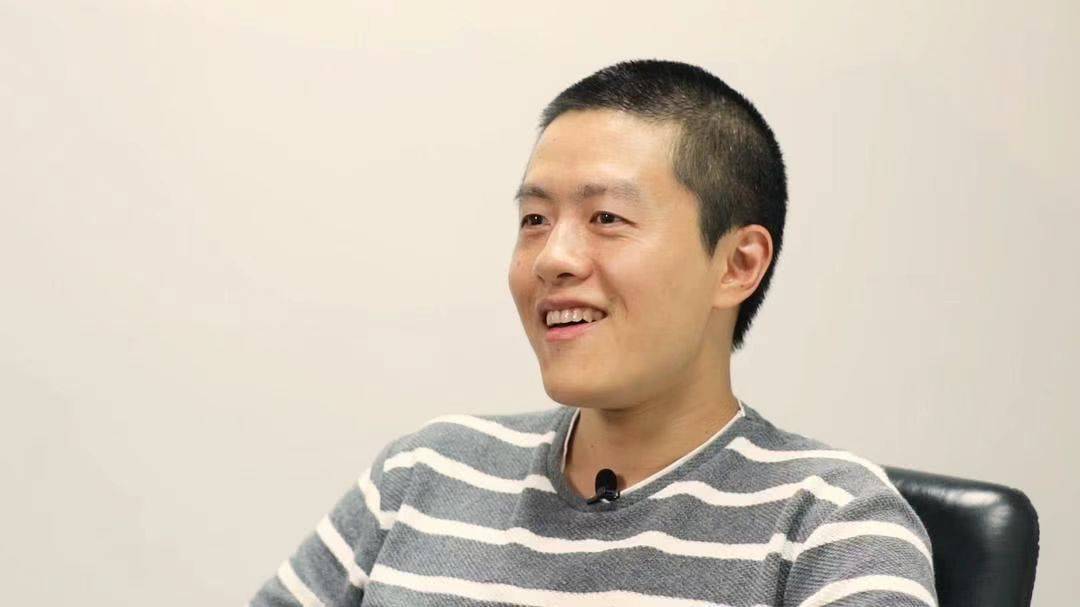 饺子与〈哪吒〉：在导演票房榜的崛起之路，饺子导演〈哪吒〉票房火爆，距榜首不远矣