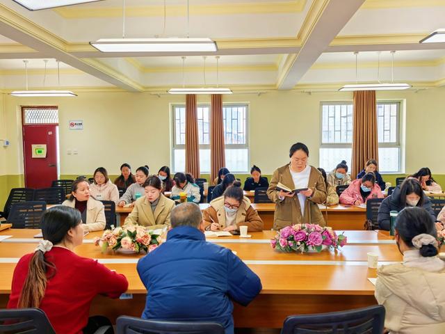探秘2025年郑州管城回民一小语文教学培训活动，2025年郑州管城回民一小语文学科培训：教学前沿探索