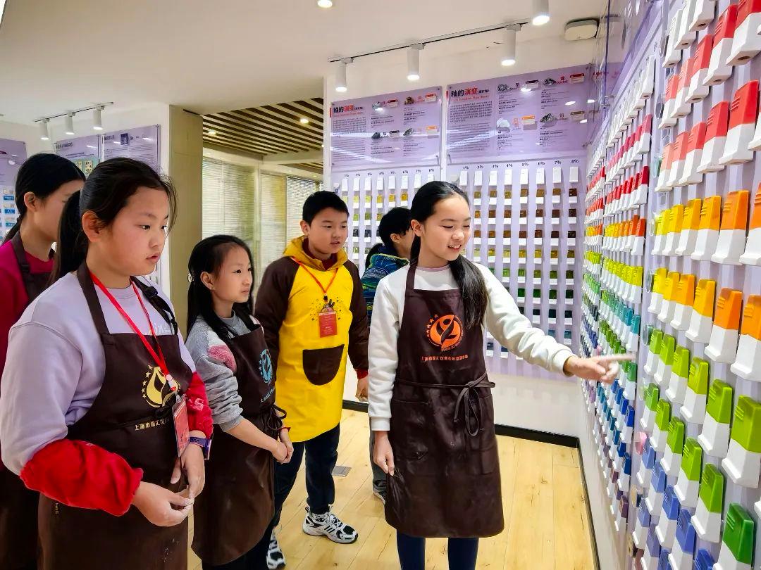 新学期，徐汇区青少年活动中心的全方位成长计划