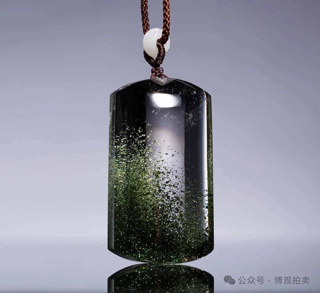 惊艳！天然水晶珍品即将结拍 赏天然水晶：独特造型与美好寓意