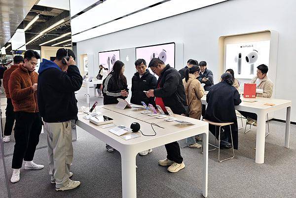 国家发改委披露：春节以旧换新消费数据亮眼，2025春节：以旧换新激发消费活力