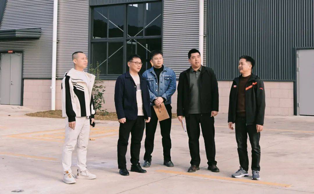 平和山格镇：干部随访助力企业资源整合，打造双赢局面