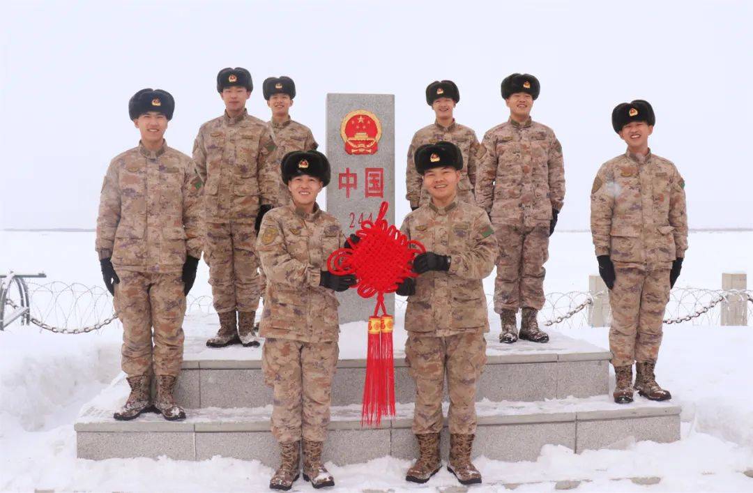 蛇年新春，东极边关新兵过年记