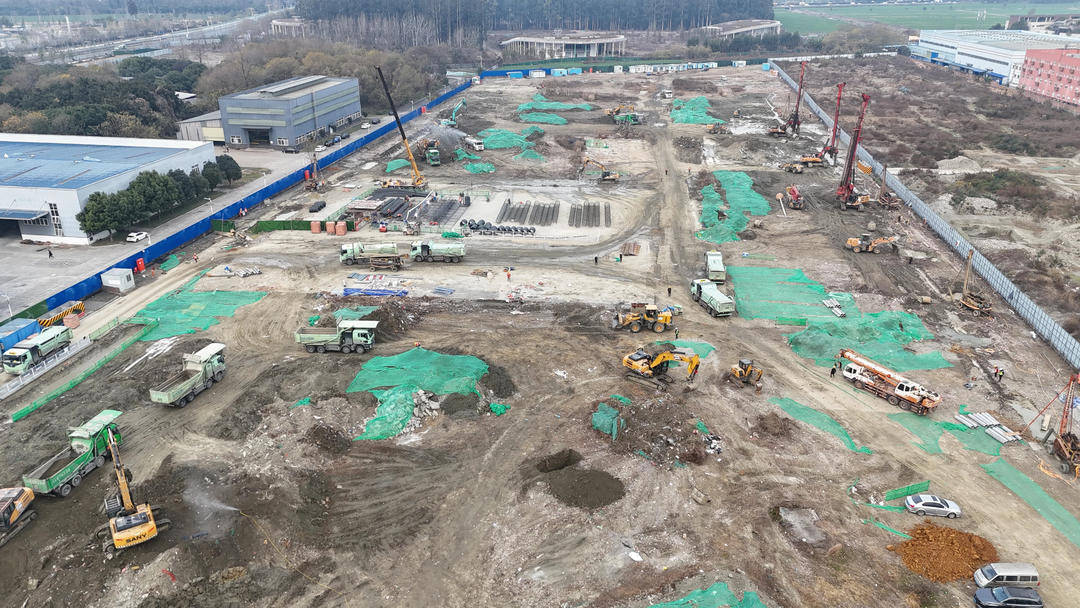 聚焦成都高新西区重点项目：全力推进建设进度，成都高新西区重点项目：新春建设热潮助力发展