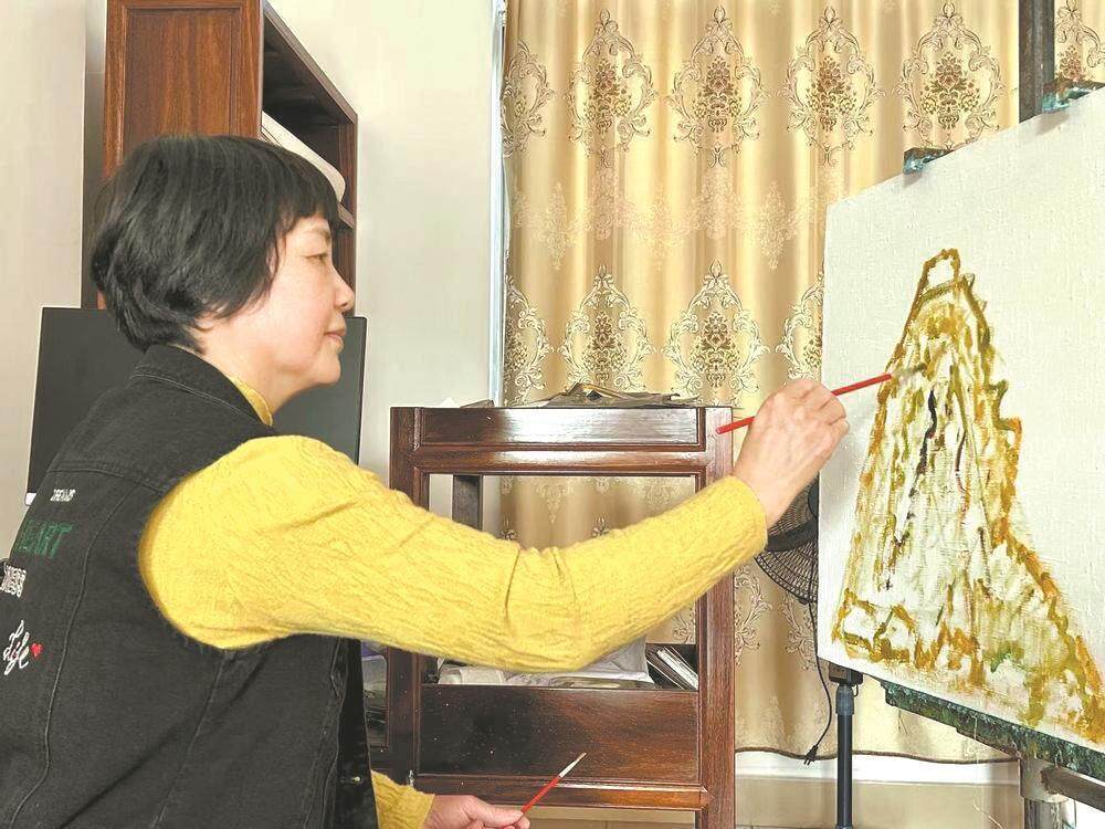 画石成山：程君兰的绘画之路 程君兰：从家庭主妇到画家的蜕变之旅
