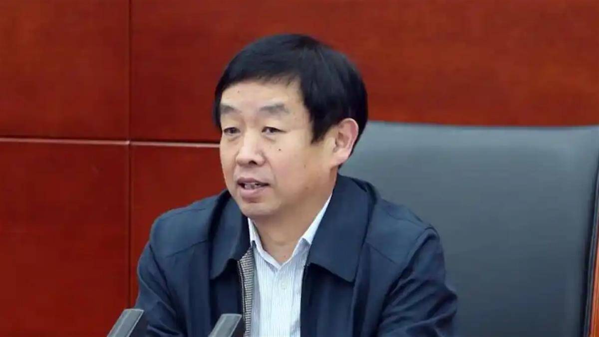 人事任免：齐家滨接任国家公务员局局长，新动态：齐家滨出任国家公务员局局长一职