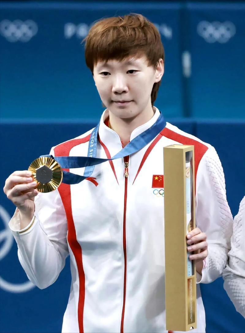 亚洲杯女单决赛：粉丝闹剧与体育总局、央视的整治，亚洲杯女单决赛粉丝互撕，饭圈文化侵蚀体育界？