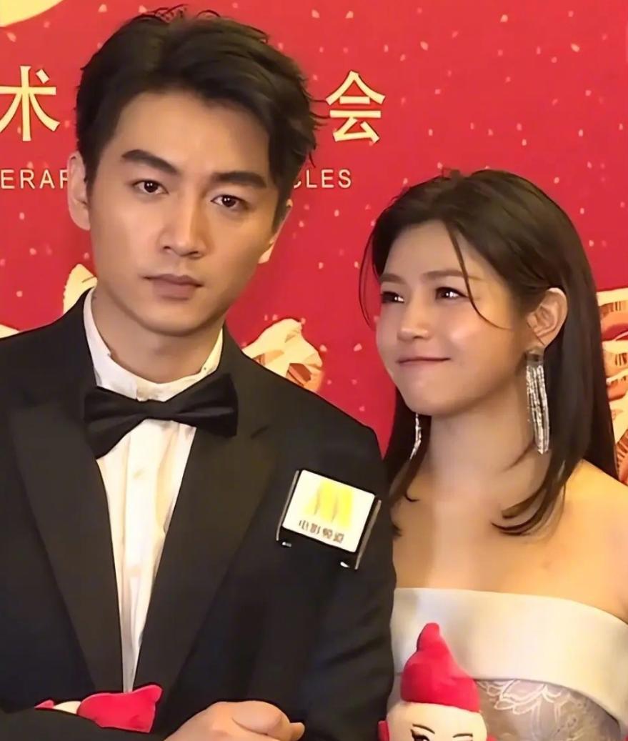 从如胶似漆到形同陌路：陈晓陈妍希离婚之谜，陈晓陈妍希离婚：是变心还是另有隐情？