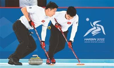 港澳冰雪健儿佳绩背后：国家助力与合作，亚冬会中的港澳冰雪力量：国家支持下的蓬勃发展