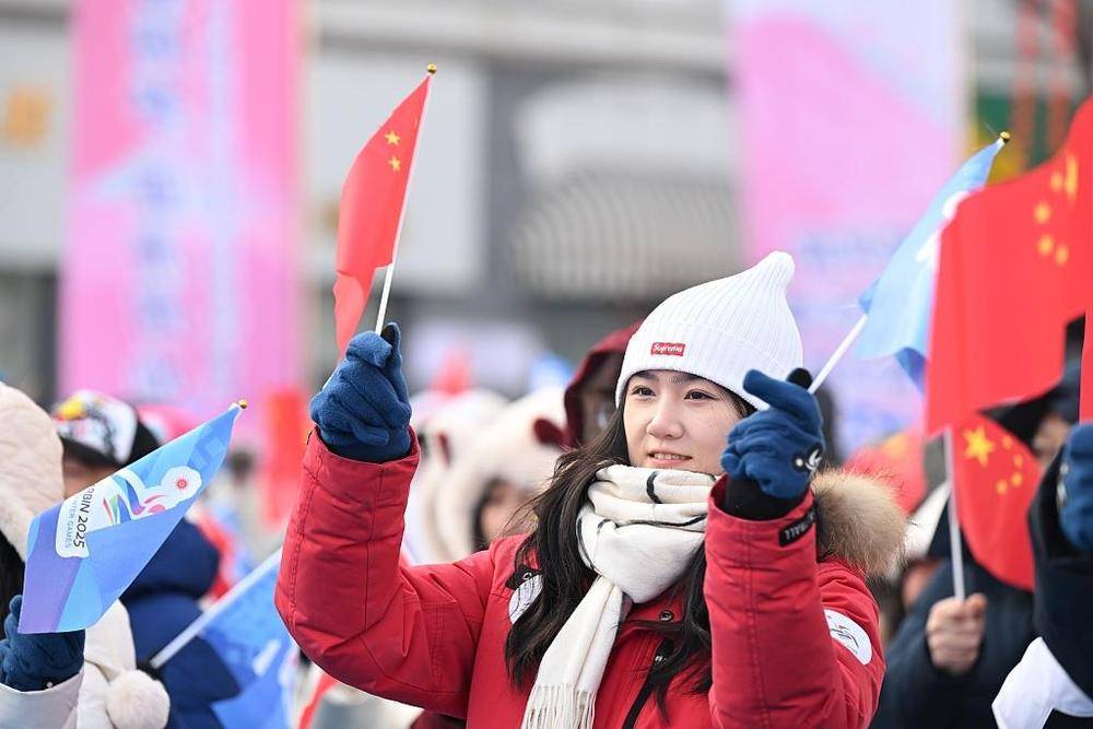 哈尔滨亚冬会：黑龙江冰雪运动人才的摇篮，亚冬会将至，看中国队冰壶卫冕之路