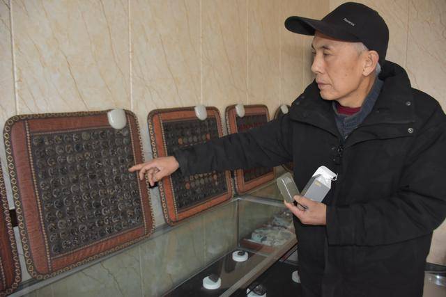 汝石馆主：三十年珍藏背后的商业经 汝石馆的故事：从原石到多元产品的历程